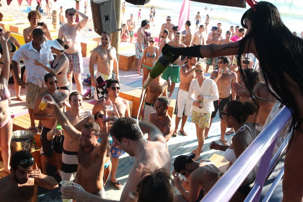 Champagne Showers 